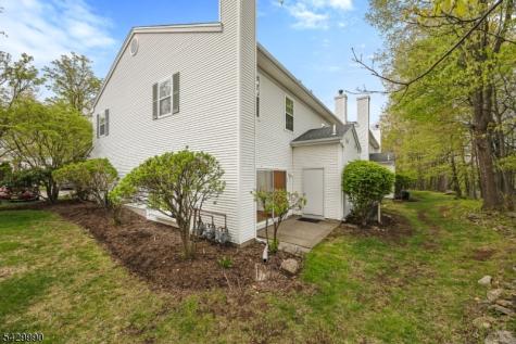 35 Maple Lane Mount Arlington NJ 07856