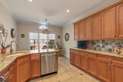 29 Schmidt Circle Watchung NJ 07069
