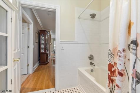 29 Schmidt Circle Watchung NJ 07069
