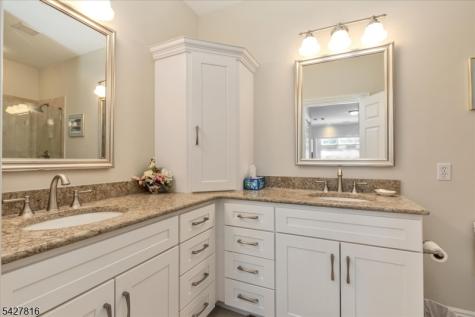 29 Schmidt Circle Watchung NJ 07069