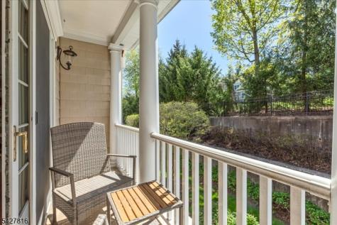 29 Schmidt Circle Watchung NJ 07069