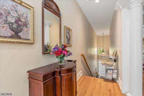 29 Schmidt Circle Watchung NJ 07069