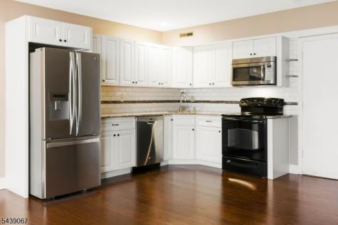 2219 North Ave, Unit 14 Scotch Plains NJ 07076