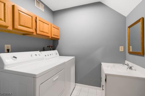 2219 North Ave, Unit 14 Scotch Plains NJ 07076