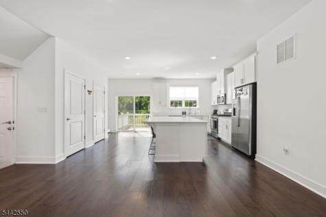 6 Coogan Court Morris Plains NJ 07950