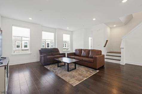 6 Coogan Court Morris Plains NJ 07950