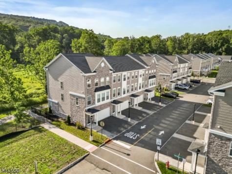 6 Coogan Court Morris Plains NJ 07950
