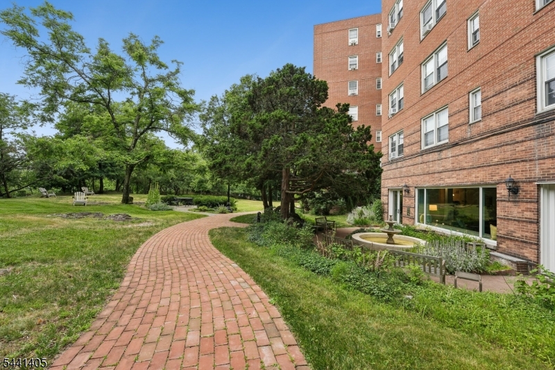 10 Crestmont Road Montclair NJ 07042