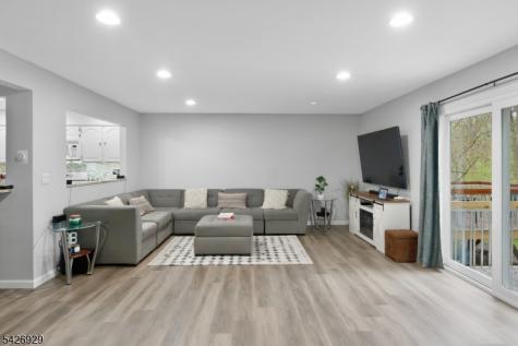 94 Edgefield Drive Parsippany-troy Hills NJ 07950