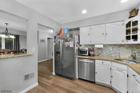 94 Edgefield Drive Parsippany-troy Hills NJ 07950