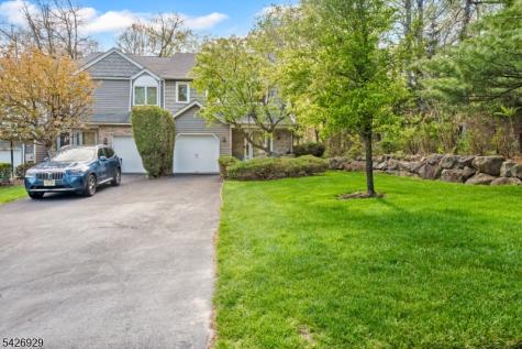 94 Edgefield Drive Parsippany-troy Hills NJ 07950