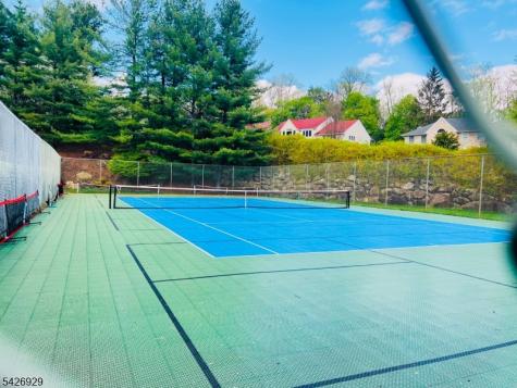 94 Edgefield Drive Parsippany-troy Hills NJ 07950