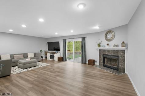 94 Edgefield Drive Parsippany-troy Hills NJ 07950
