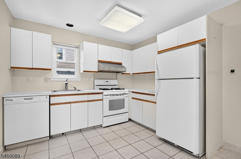 97 Bonney Court Bridgewater NJ 08807