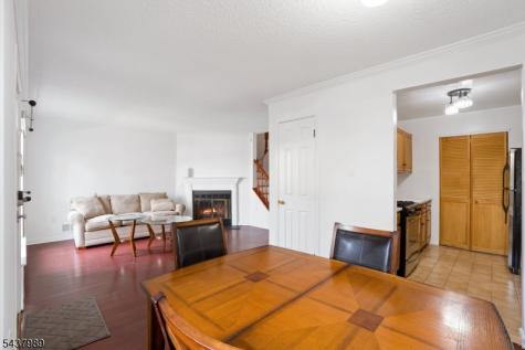 23 Boston Court Newark NJ 07103