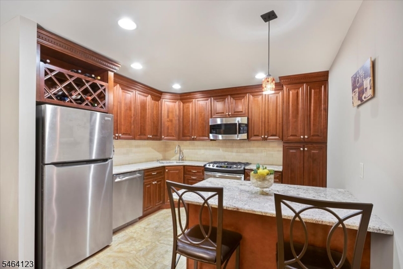 62 Falls Bridge Drive Totowa NJ 07512