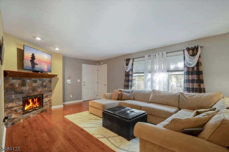 62 Falls Bridge Drive Totowa NJ 07512