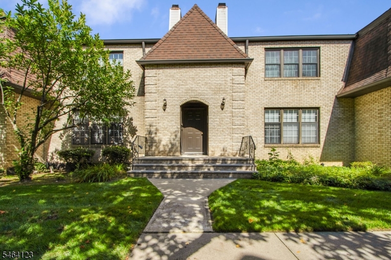 62 Falls Bridge Drive Totowa NJ 07512
