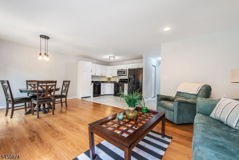 16 Cotton Court Hardyston NJ 07419