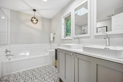 182 Clarken Drive West Orange NJ 07052