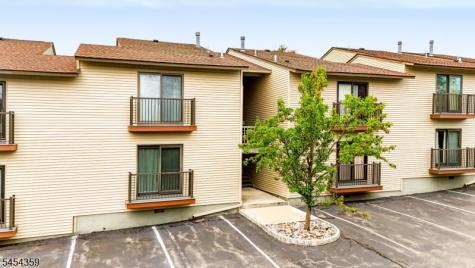 711 Spruce Hills Drive Glen Gardner NJ 08826