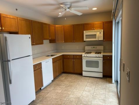 31 Wilshire Terrace Kinnelon NJ 07405