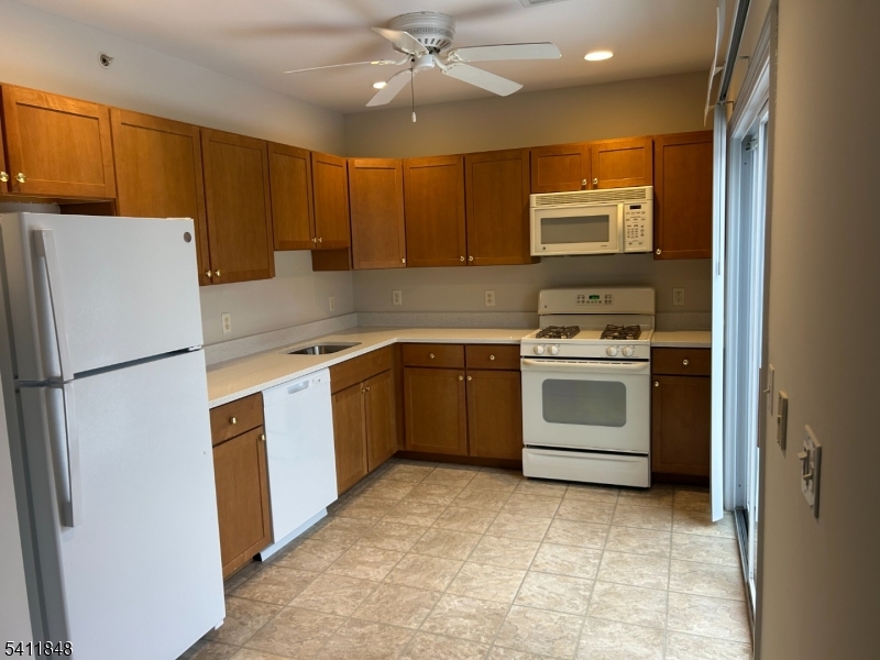 31 Wilshire Terrace Kinnelon NJ 07405