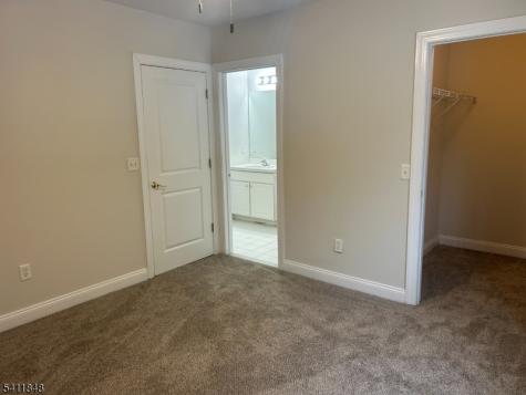 31 Wilshire Terrace Kinnelon NJ 07405