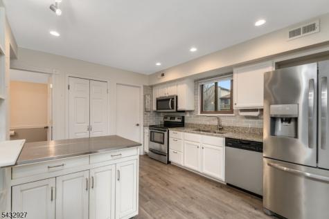 251 Gemini Drive Hillsborough NJ 08844