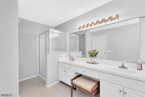 28 Kensington Drive Randolph NJ 07869