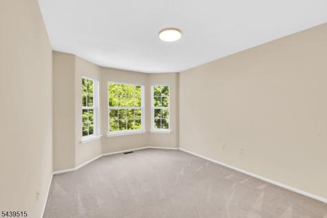 28 Kensington Drive Randolph NJ 07869