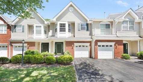 28 Kensington Drive Randolph NJ 07869