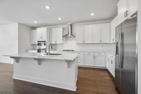52 Eastwood Terrace East Hanover NJ 07936