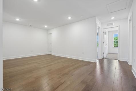52 Eastwood Terrace East Hanover NJ 07936