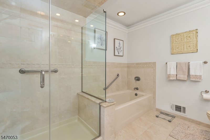 22 Nottingham Court Morris NJ 07960