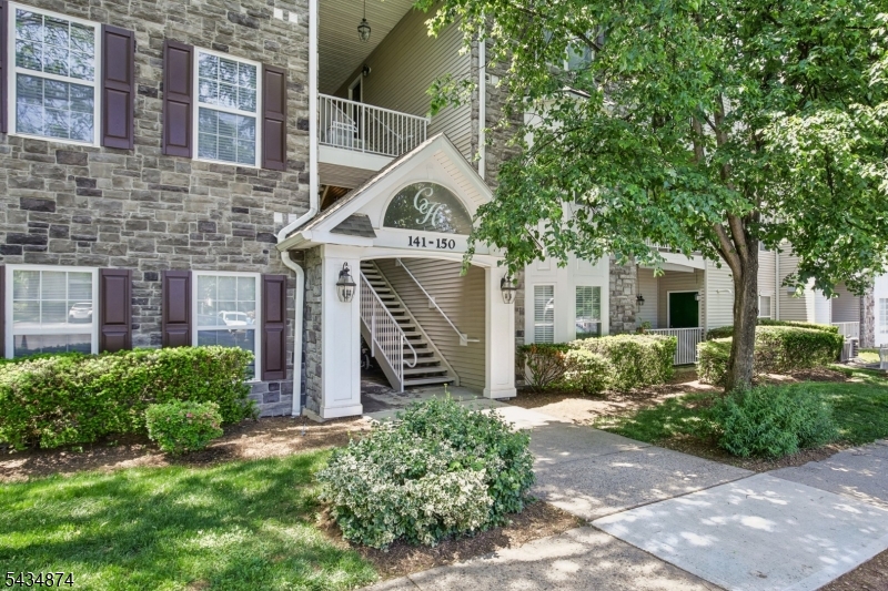 144 Barrister Drive Butler NJ 07405