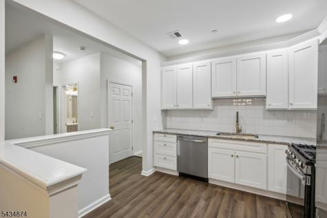 144 Barrister Drive Butler NJ 07405