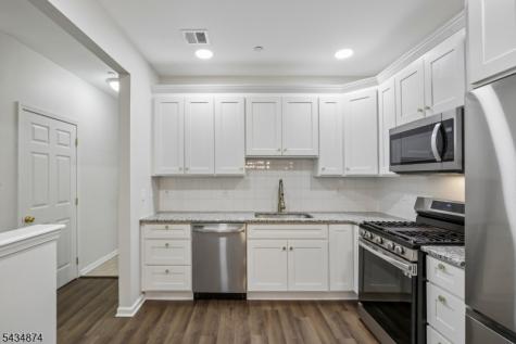 144 Barrister Drive Butler NJ 07405