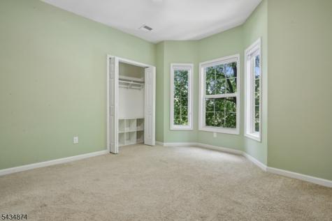 144 Barrister Drive Butler NJ 07405