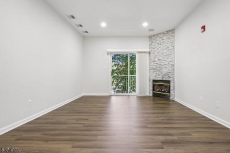 144 Barrister Drive Butler NJ 07405