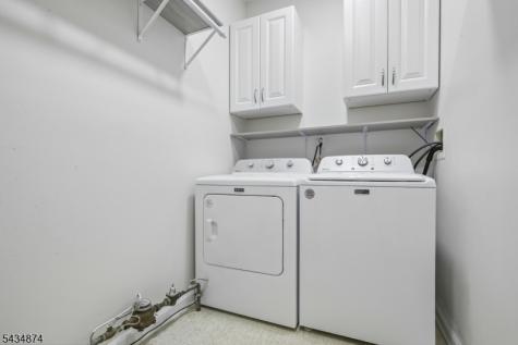 144 Barrister Drive Butler NJ 07405