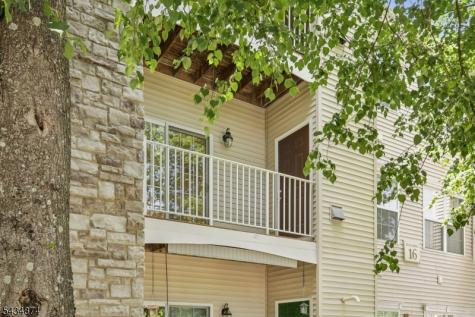 144 Barrister Drive Butler NJ 07405