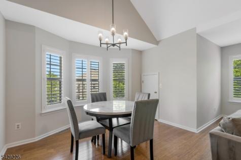 26 Heatherwood Lane Bedminster NJ 07921