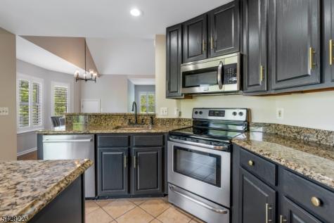 26 Heatherwood Lane Bedminster NJ 07921