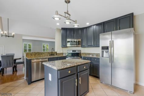 26 Heatherwood Lane Bedminster NJ 07921