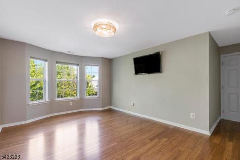 26 Heatherwood Lane Bedminster NJ 07921