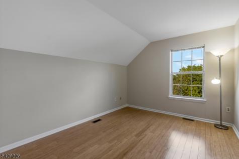 26 Heatherwood Lane Bedminster NJ 07921