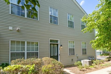 26 Heatherwood Lane Bedminster NJ 07921