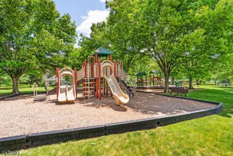 125 Smithfield Court Bernards NJ 07920