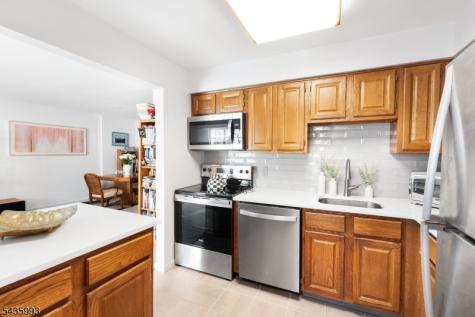 125 Smithfield Court Bernards NJ 07920